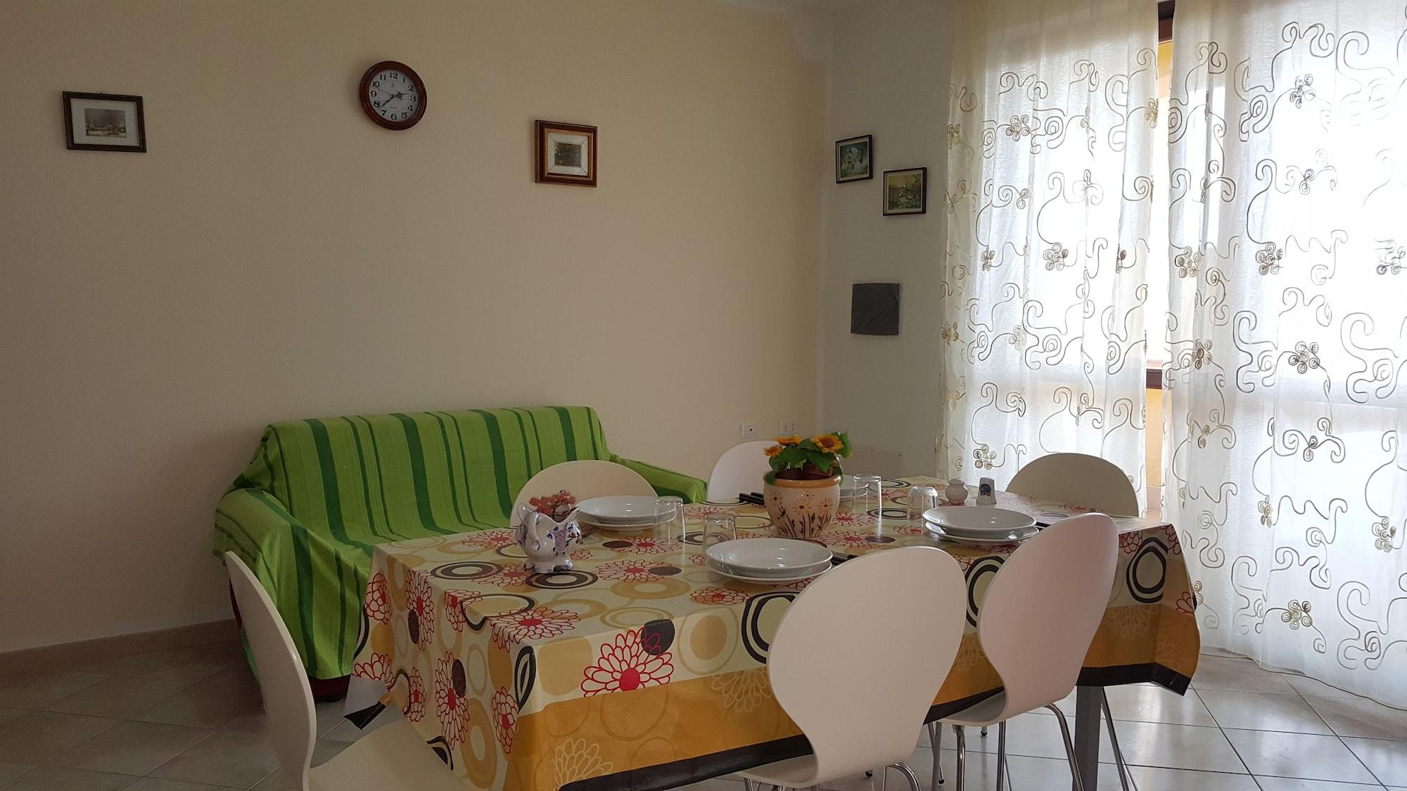 Residence Monte Marina 卡斯特尔萨多 外观 照片